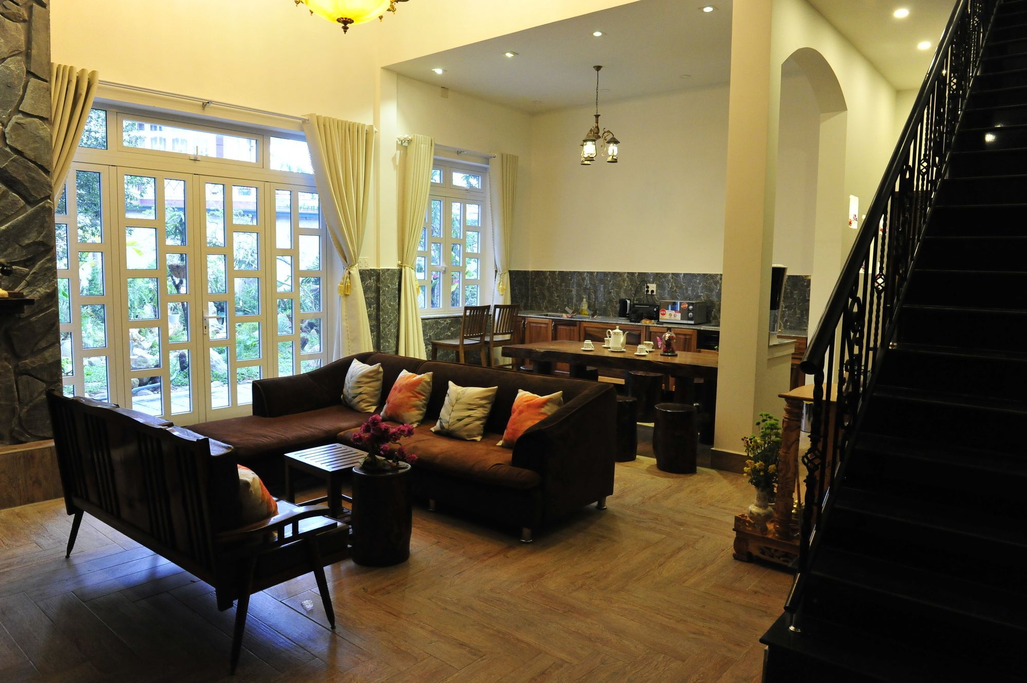 De Daisy Villa Homestay Далат Экстерьер фото